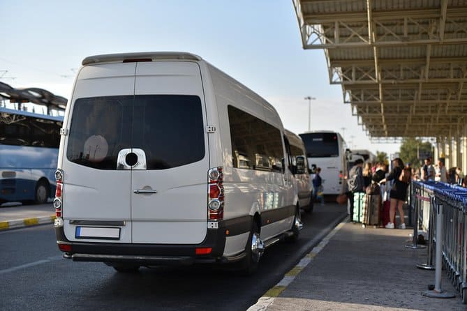 How Does the Airport Shuttle Service Work